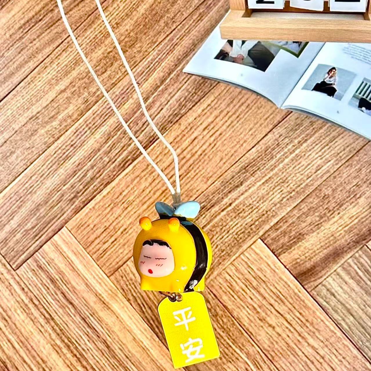 Crayon Shin-chan Bee Cosplay F - Car Accessories For Interior recensie en prijs